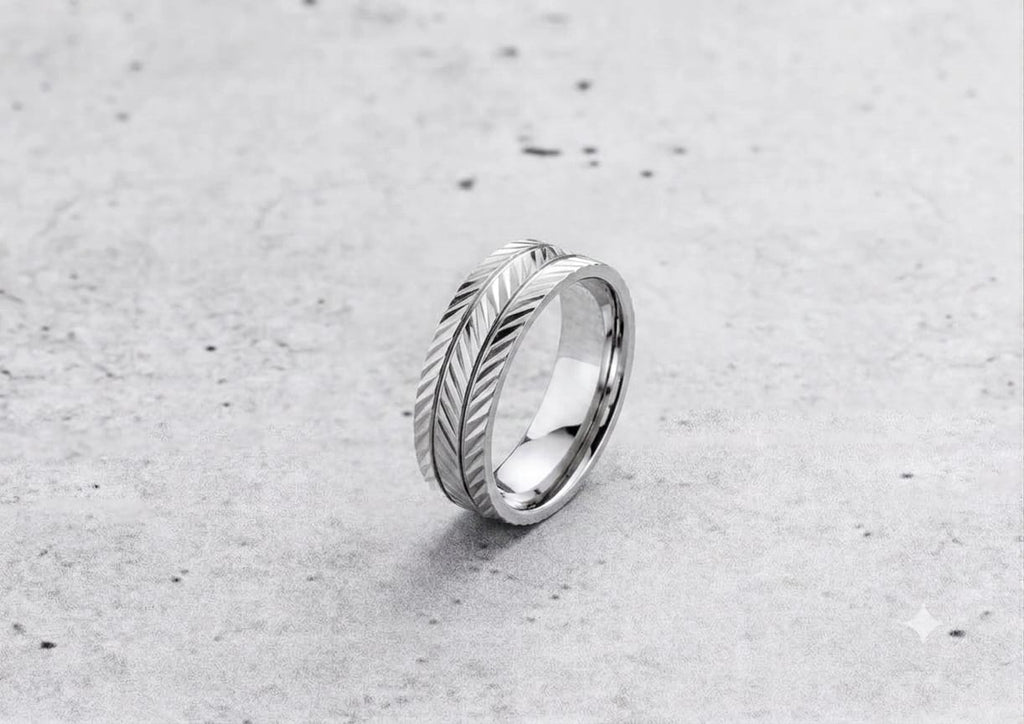 FEATHER RING