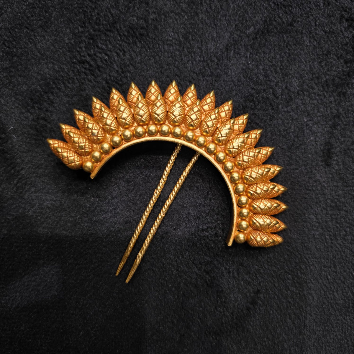 Royal Lotus 925 Silver Kesh Pin