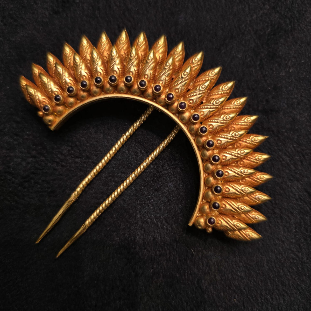Nila Mayura 925 Silver Kesh Pin